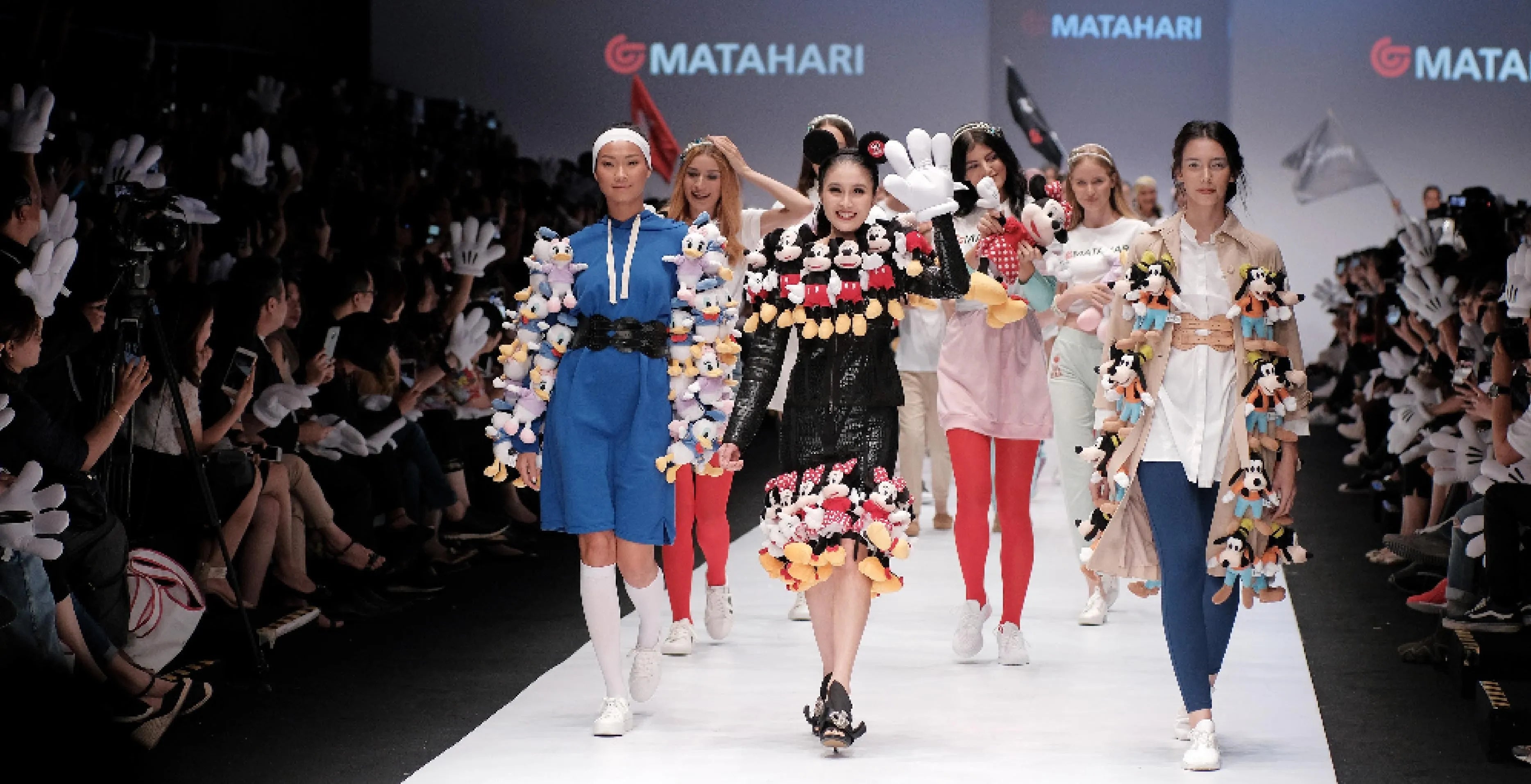 Disney and Marvel Fashion Parade @JFW 2019