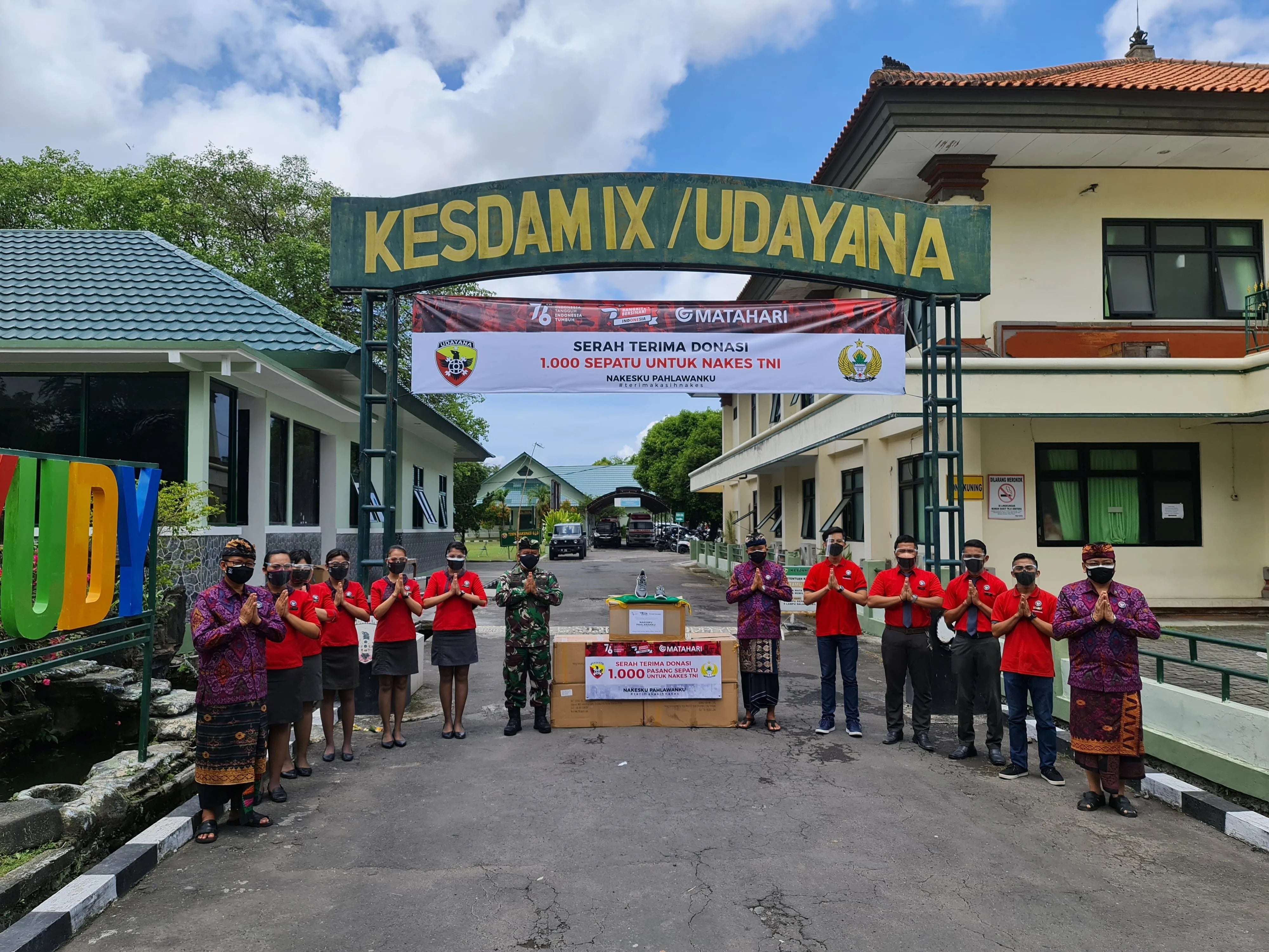 1000 Sepatu Matahari untuk Tenaga Kesehatan TNI di Timur Indonesia