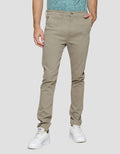 Cole Slim Basic Solid Celana Chinos Pria