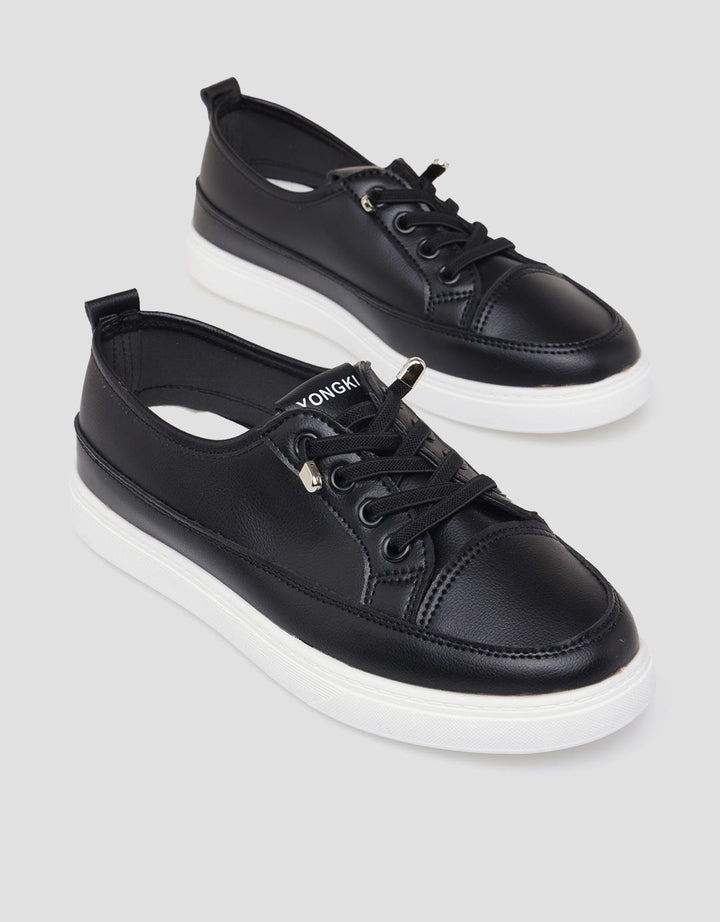 Yongki Komaladi Ladies Sepatu Casual