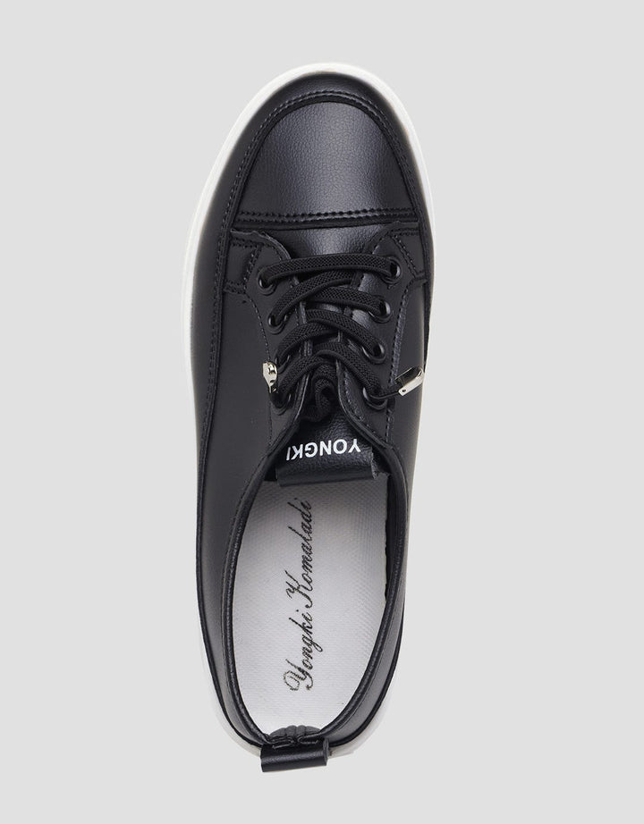 Yongki Komaladi Ladies Sepatu Casual