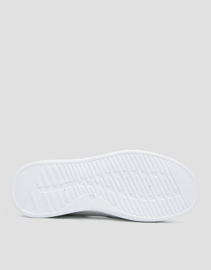 Yongki Komaladi Shoelace Slip On Sepatu Wanita