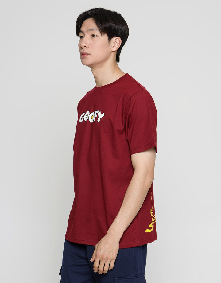 Disney Dancing Goofy Print Kaos Pria