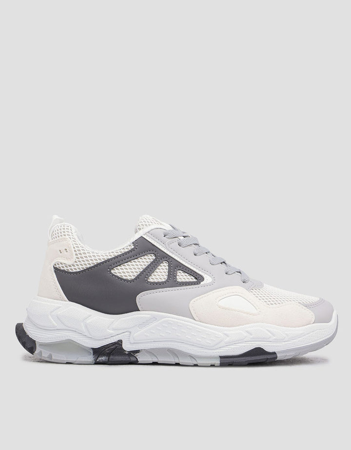Yongki Komaladi Sepatu Sneakers Casual Pria