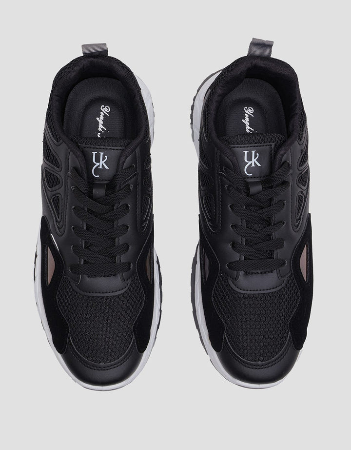 Yongki Komaladi Sepatu Sneakers Casual Pria