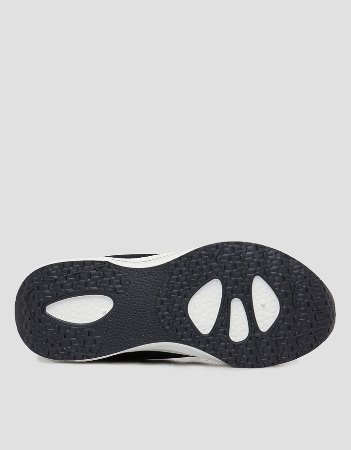 Yongki Komaladi Sneakers Casual Pria