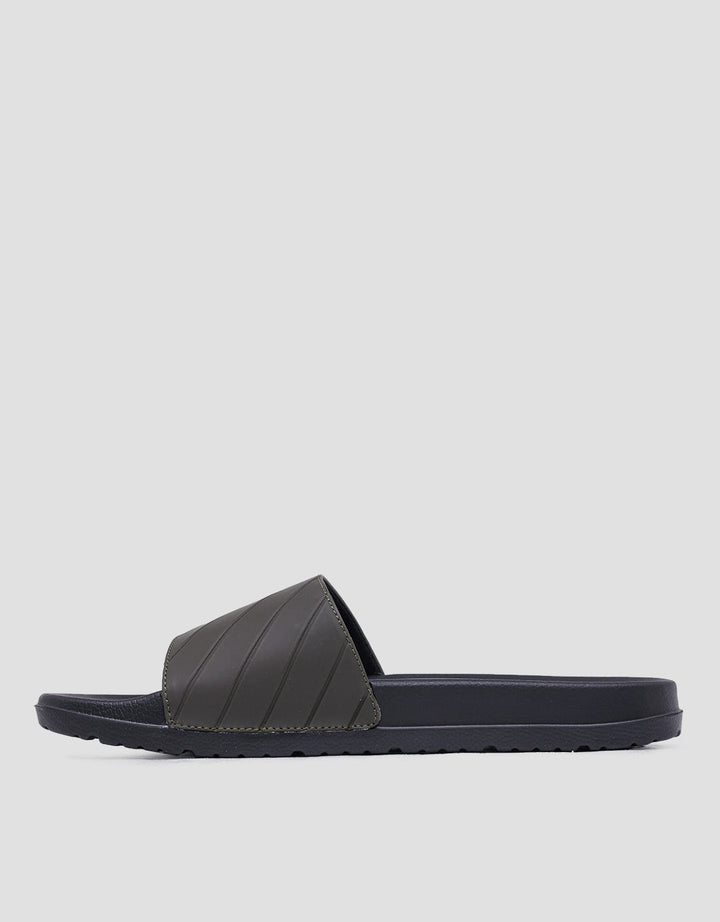 Nevada Slipper Sandals Pria