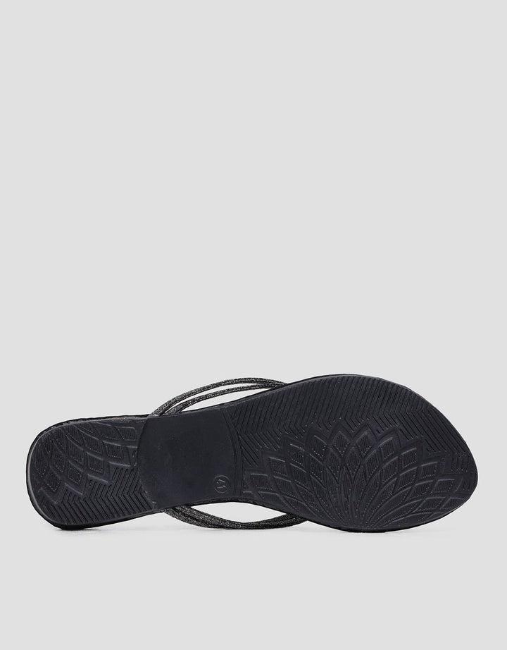 St. Yves Braid Y-Strap Slipper Sandal Wanita