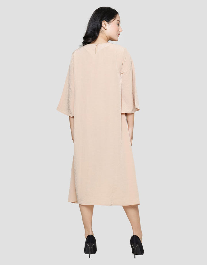 St. Yves Patch Neck Kafthan Big Sleeve Wanita