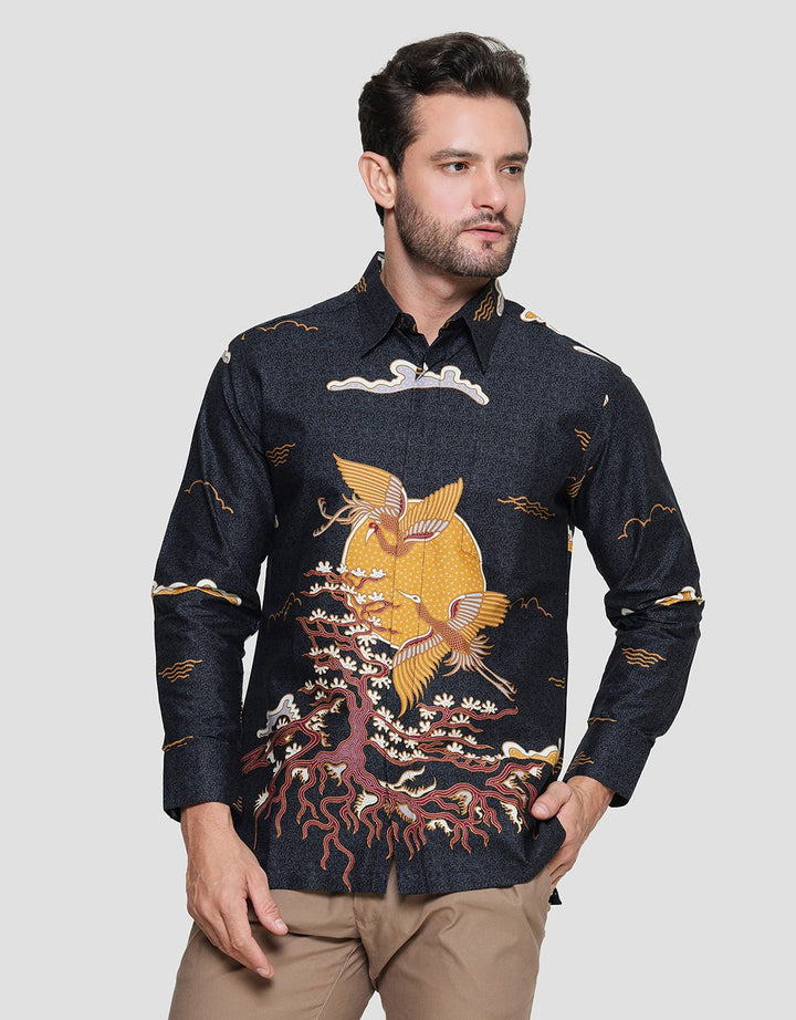Arjuna Weda Body Fit Batik Awan Manuk Twin Men's Shirt