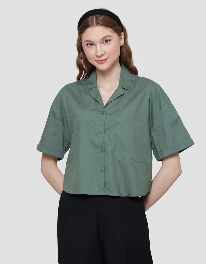 Nevada Boxy Kemeja Lengan Pendek Wanita