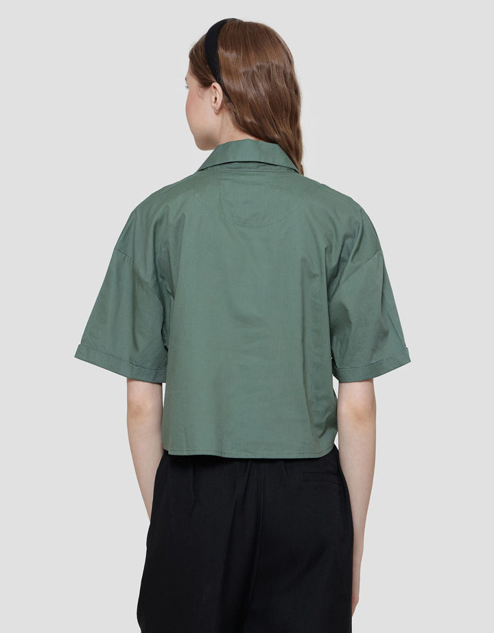 Nevada Boxy Kemeja Lengan Pendek Wanita