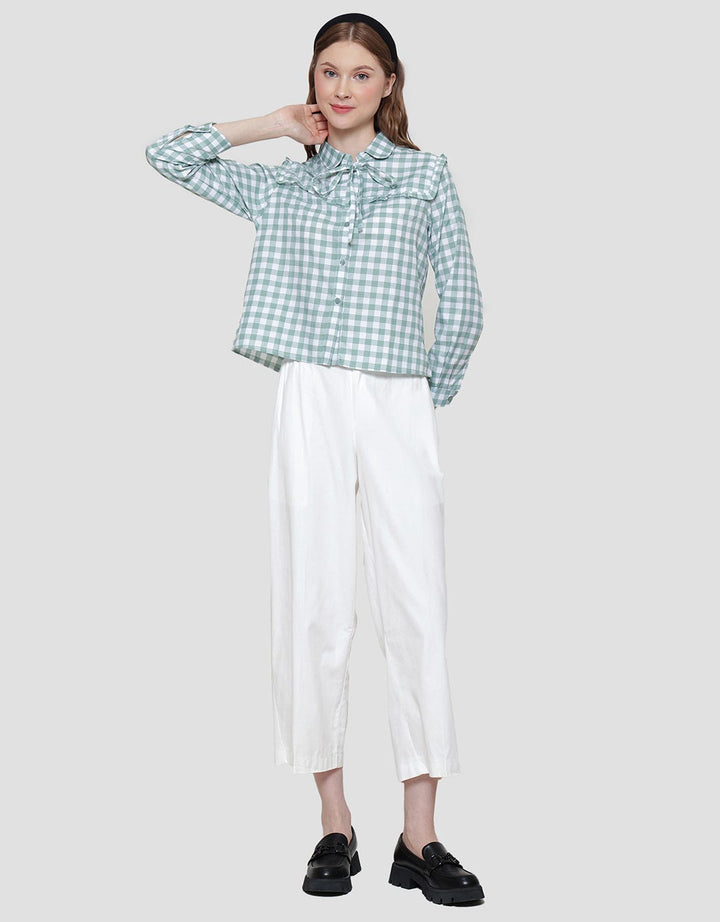 Details Ruffle Checkered Kemeja Wanita