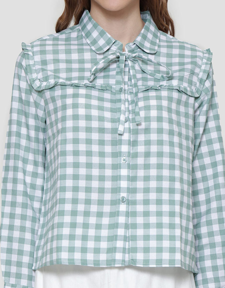 Details Ruffle Checkered Kemeja Wanita