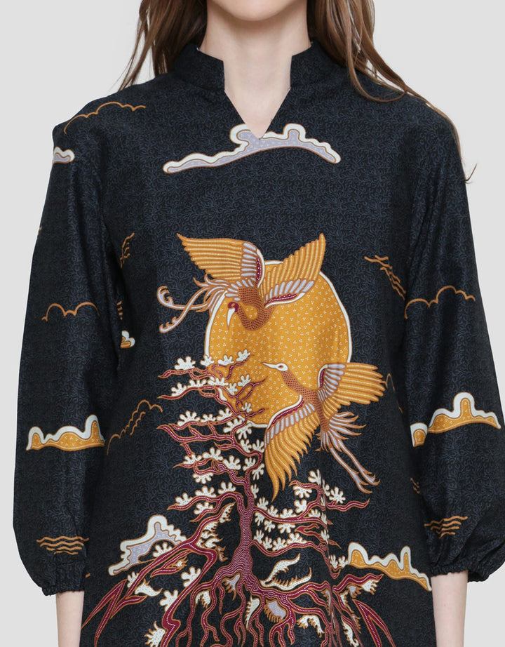 Arjuna Weda Blouse Batik Awan Manuk Twin Women