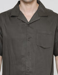 Nevada Cuban Solid Men's Short Sleeve Shirt