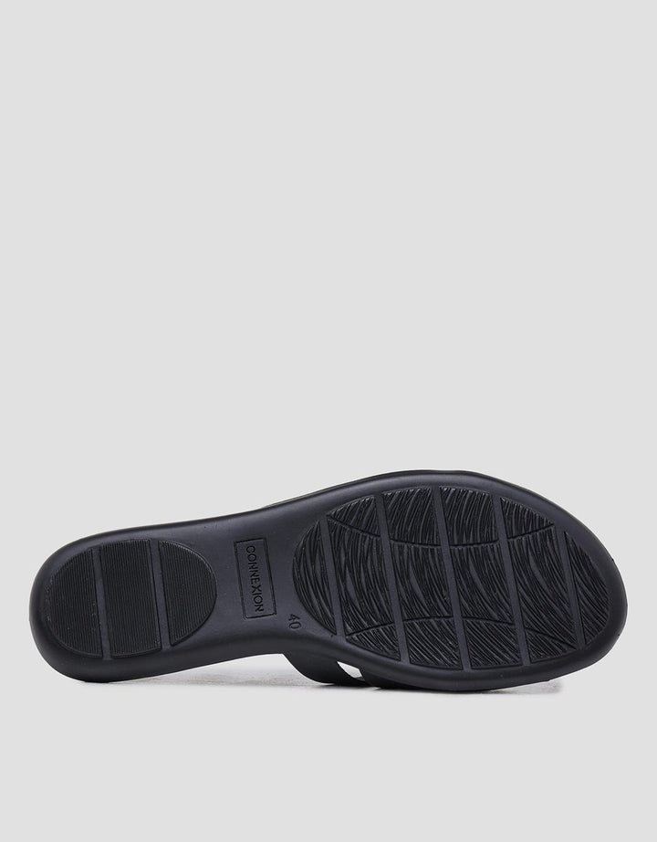 Connexion JVS Sandal Cross Ban Wanita