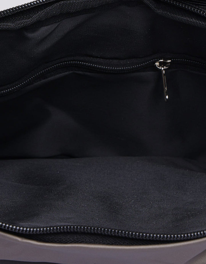 Travel Time Simply Sling Bag Pria