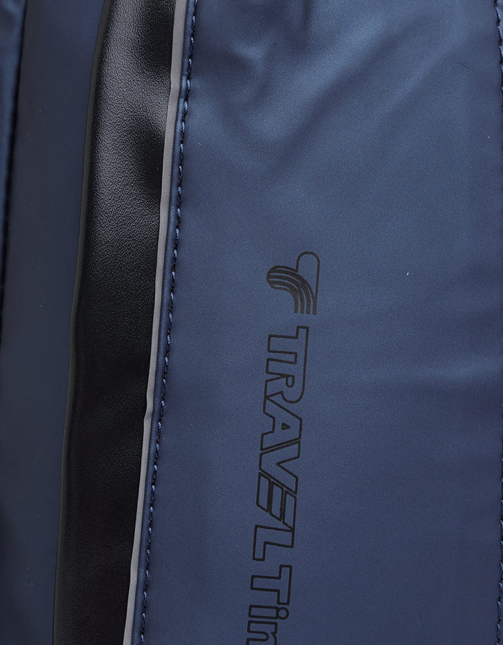 Travel Time Free Basic Chest Bag for Men