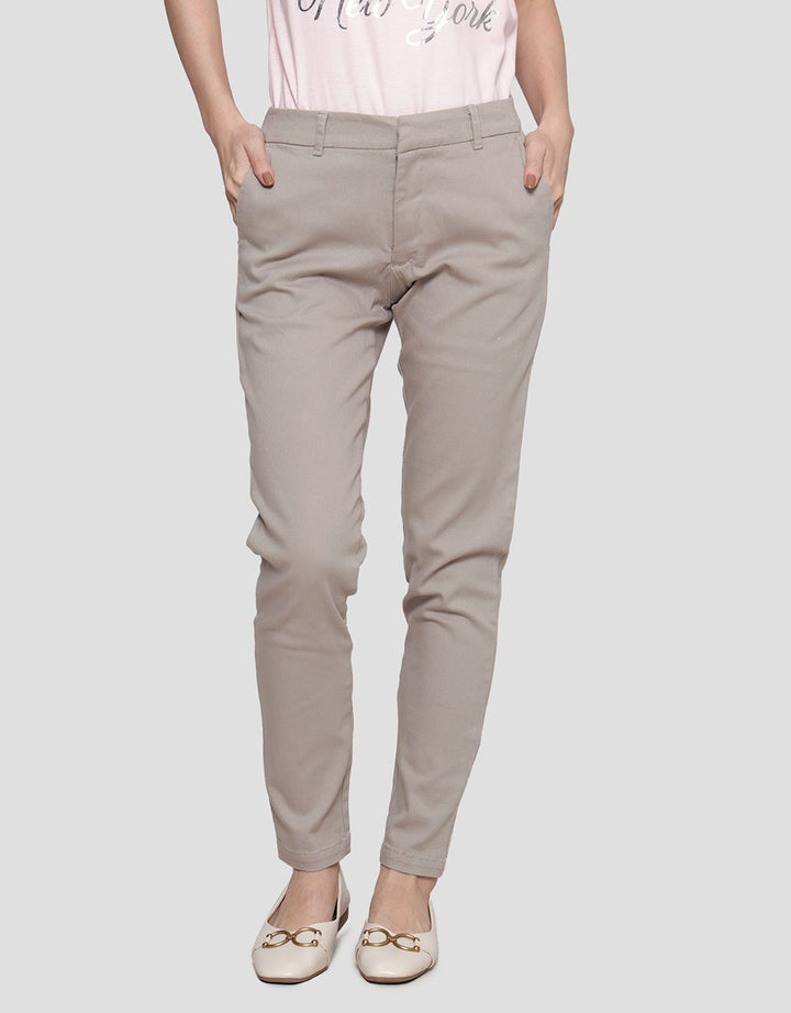 Expand Mich Celana Wanita