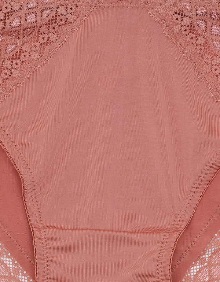 St. Yves Lace On Side Celana Dalam Mini Wanita