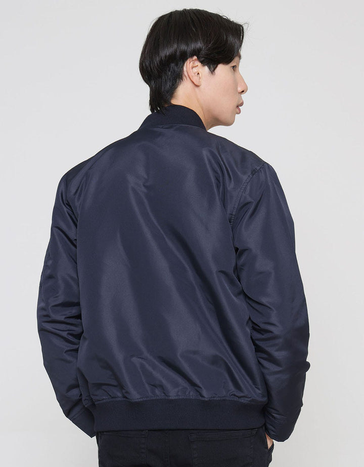 Cole Micro Bomber Jaket Basic Pria