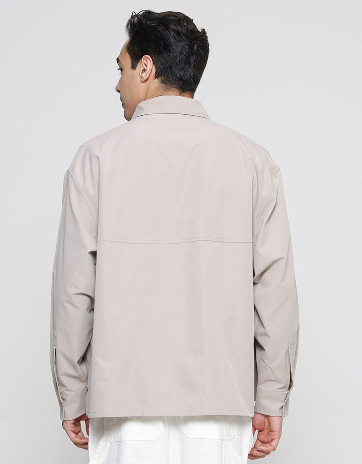 Details Pocket Crepe Kemeja Pria