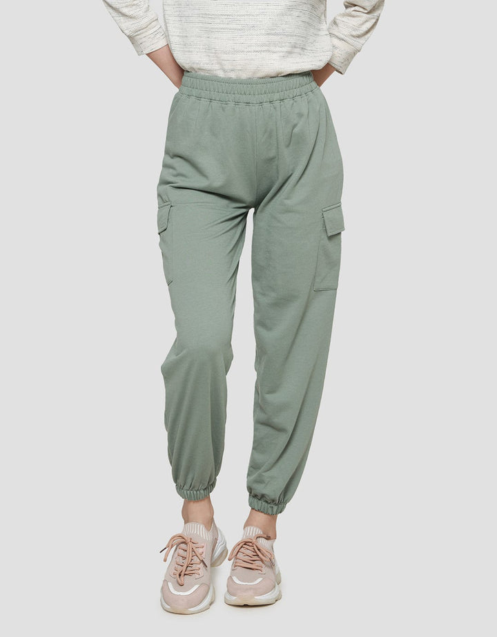 American Women's Basic Knit Cargo Jogger Jeans