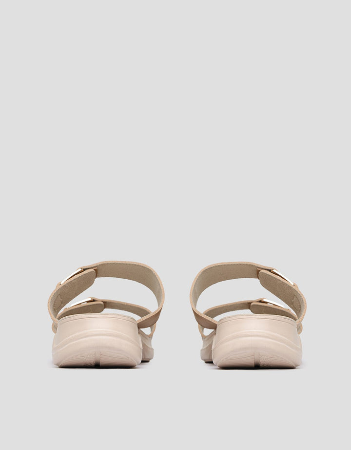 St. Yves Syk Slipper Women's Wedge Sandals