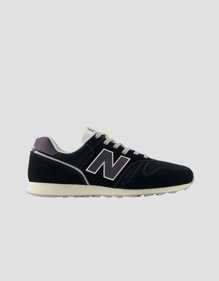 New Balance Sepatu Sneakers Pria