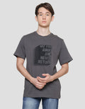 Nevada Concept Wording Kaos Lengan Pendek Pria