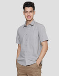 Cole Regular Solid Poplin Cvc Kemeja Lengan Pendek Pria