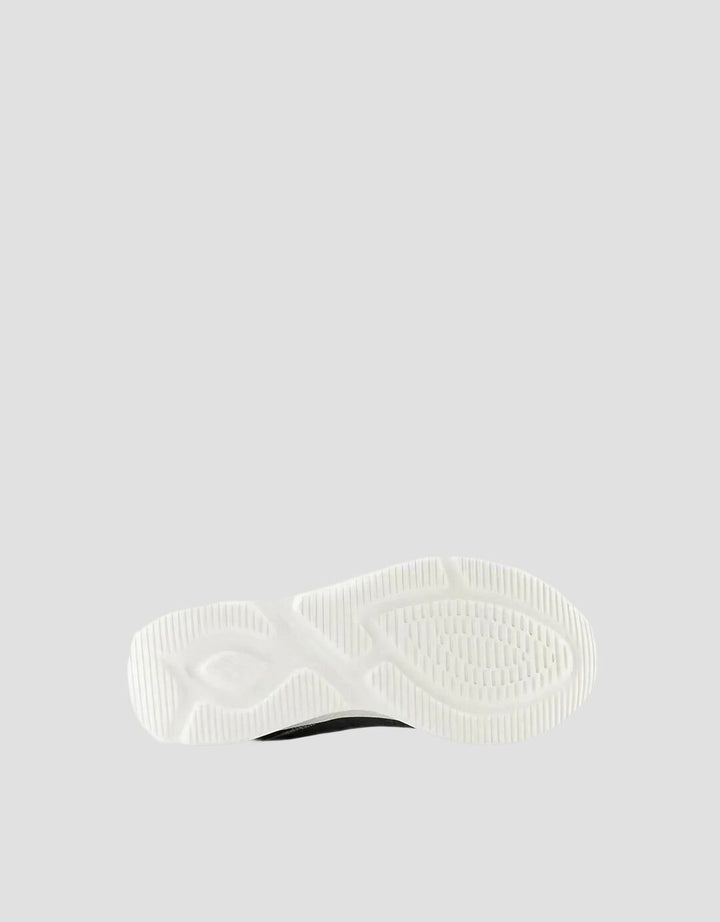 New Balance Sepatu Lari Wanita