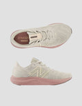 New Balance Sepatu Lari Wanita