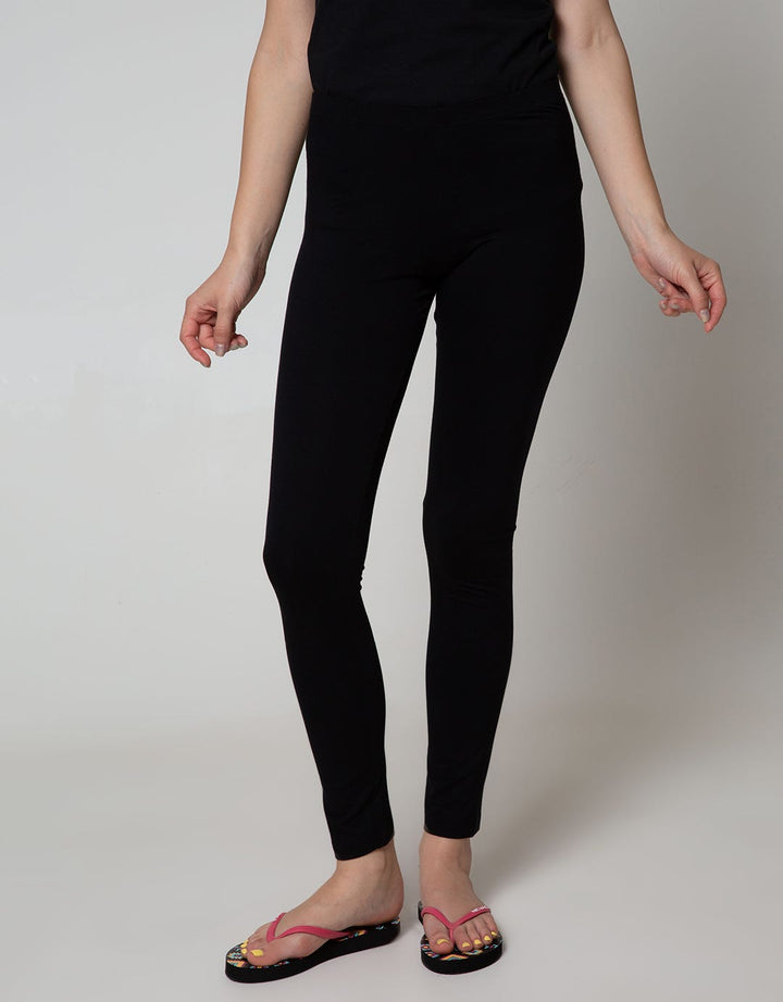 St. Yves Plainn Rayon Celana Legging Panjang Wanita