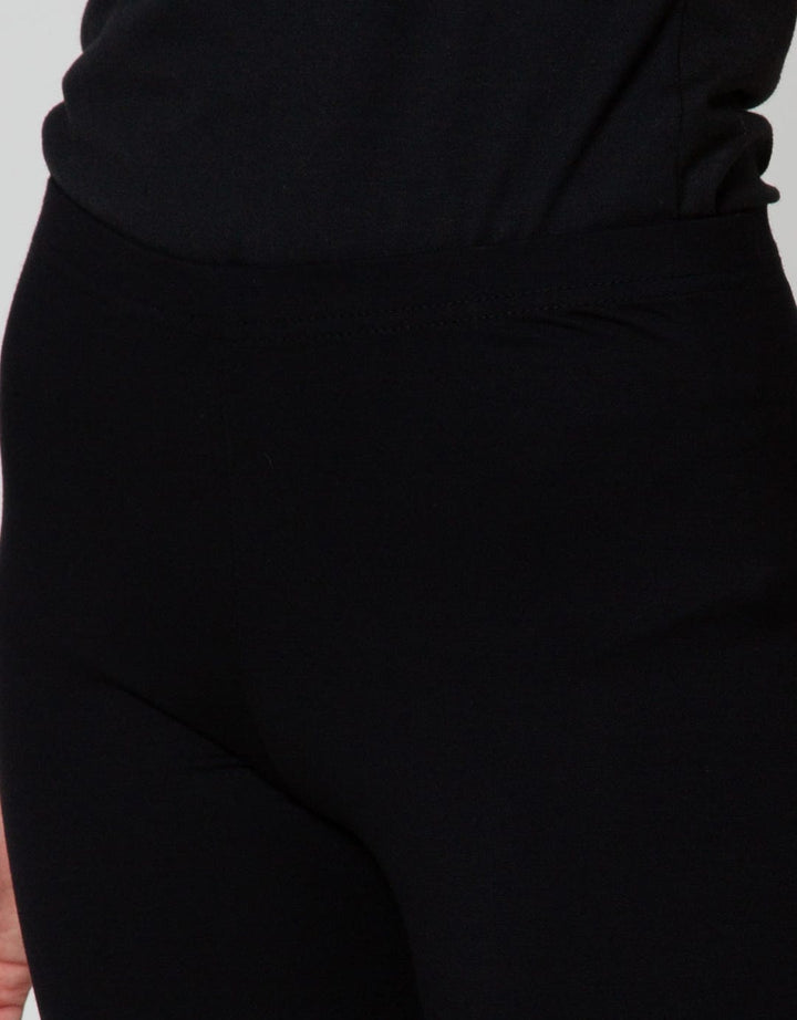 St. Yves Plainn Rayon Celana Legging Panjang Wanita