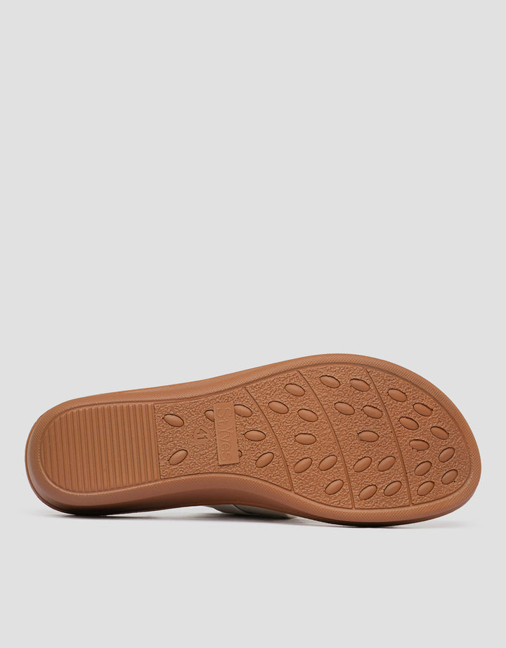 St. Yves Buckle Accent Strap Slipper Sandal Wanita