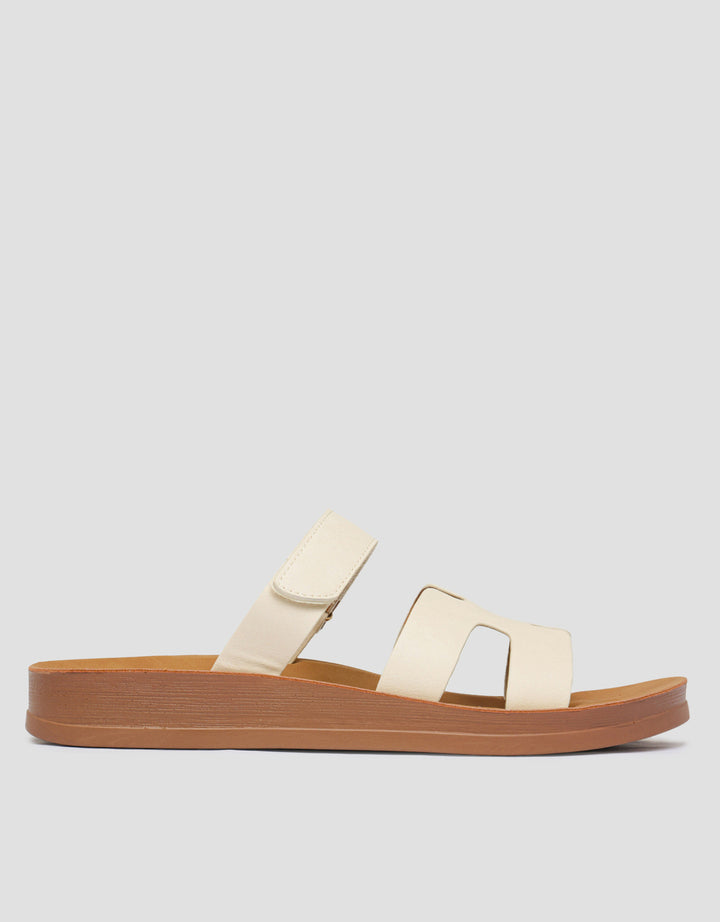 St. Yves Strap Slipper Women's Sandals
