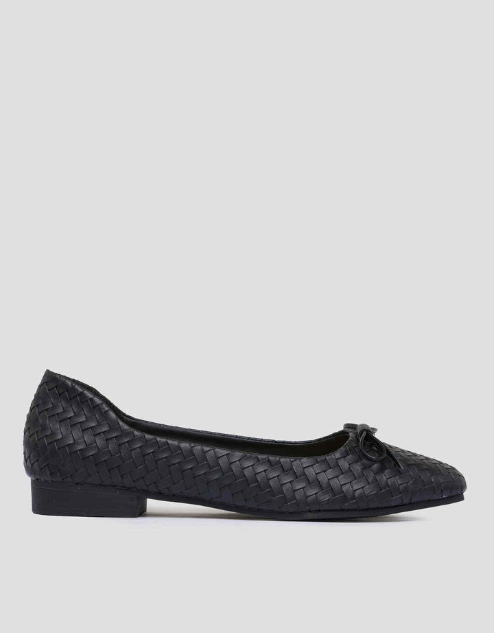 CONNEXION TALI PITA SEPATU FLAT WANITA