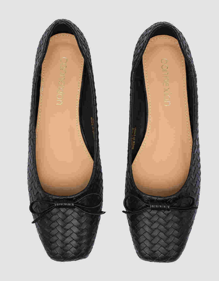 CONNEXION TALI PITA SEPATU FLAT WANITA