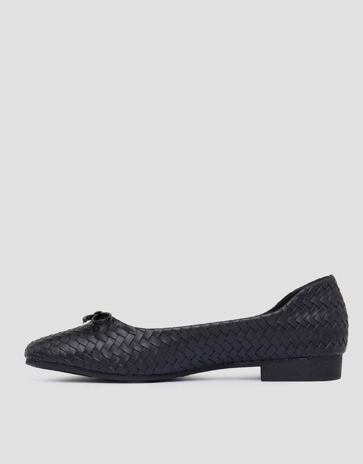 CONNEXION TALI PITA SEPATU FLAT WANITA