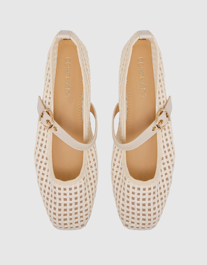 Connexion Women's Flat Shoes Dzh15