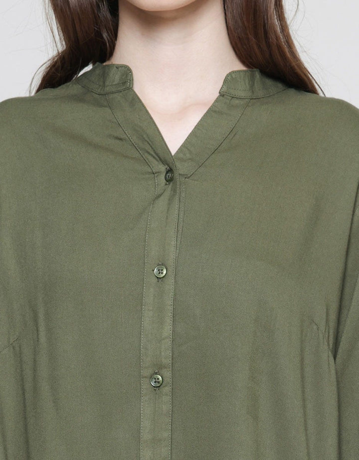 St. Yves Rayon With Skuder Kemeja Wanita