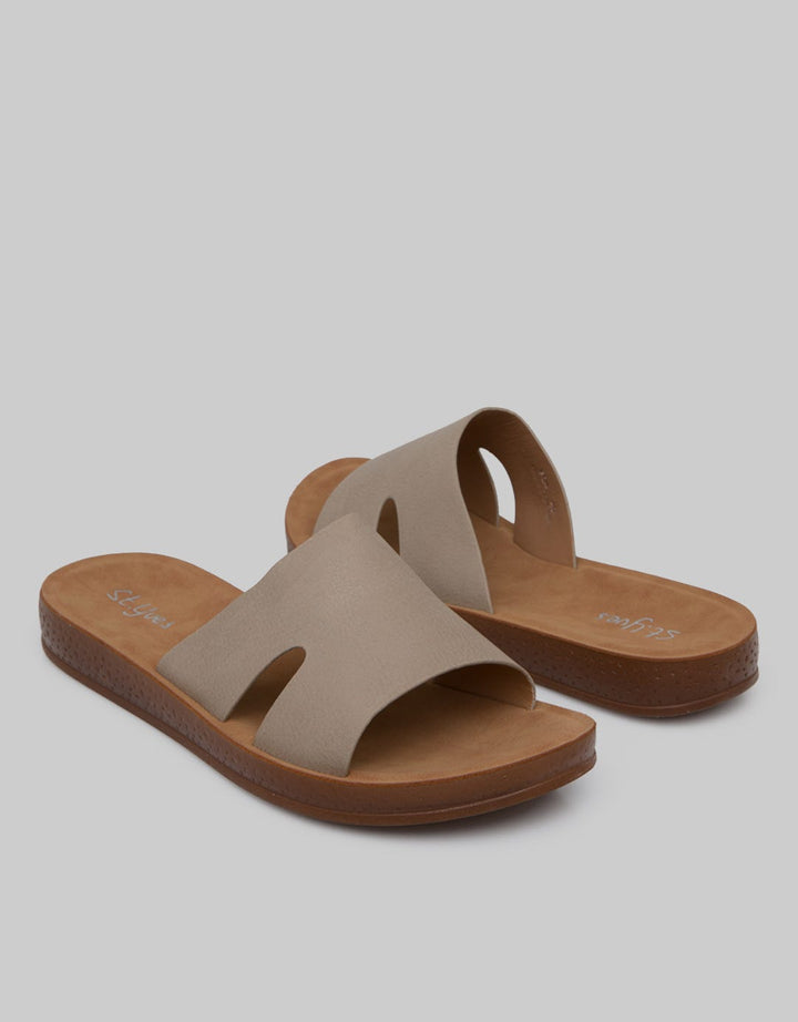 St. Yves Slipper Sandals Wide Strap