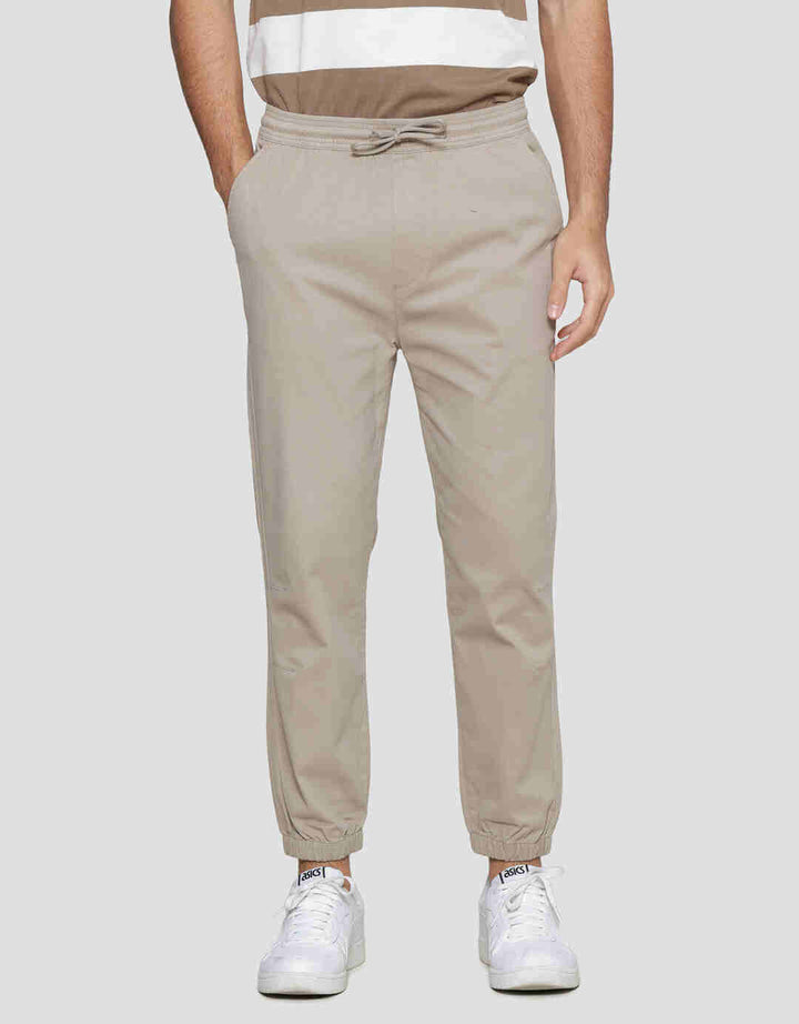 Nevada Basic Color Celana Jogger Pria