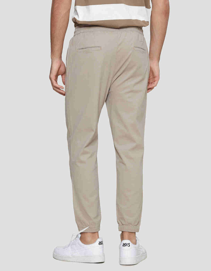 Nevada Basic Color Celana Jogger Pria