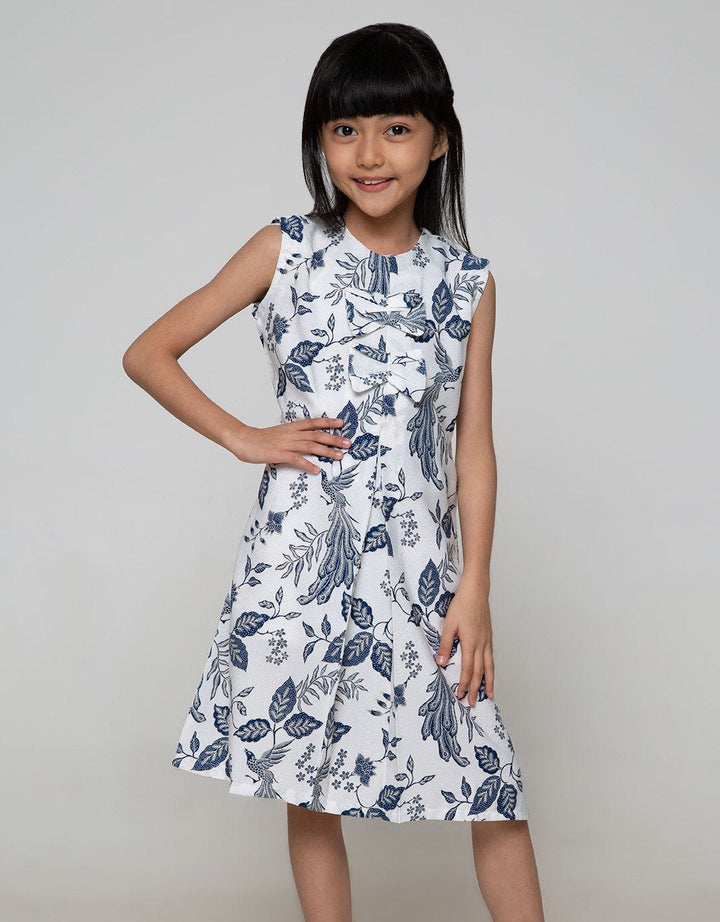 Arjuna Weda Girl Bat