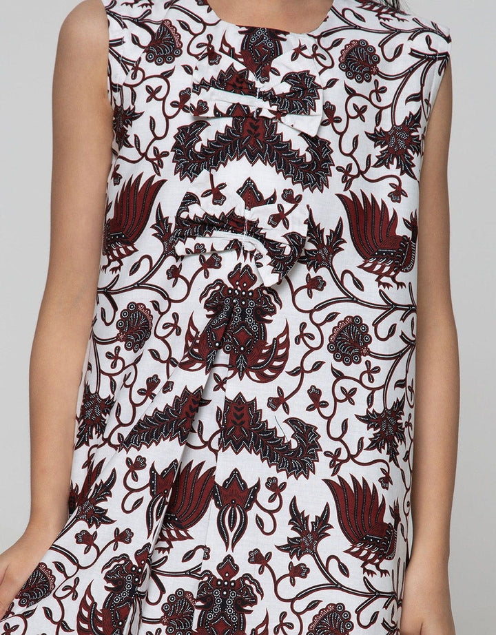 Arjuna Weda Girl Bat