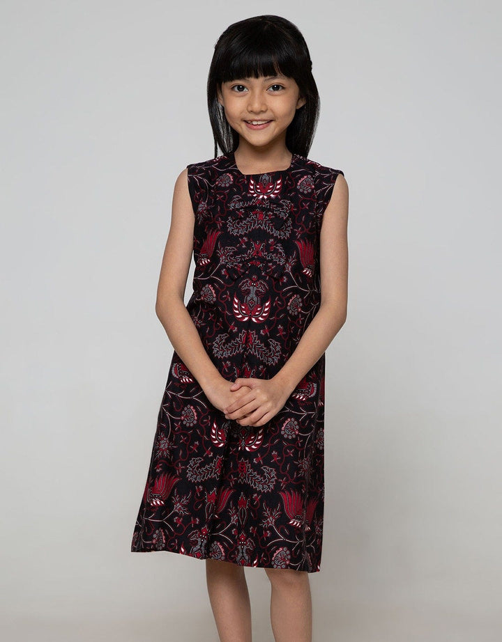 Arjuna Weda Girl Bat