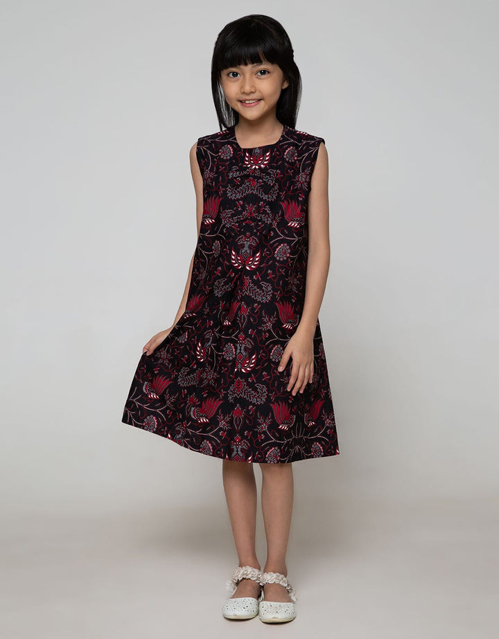 Arjuna Weda Girl Bat